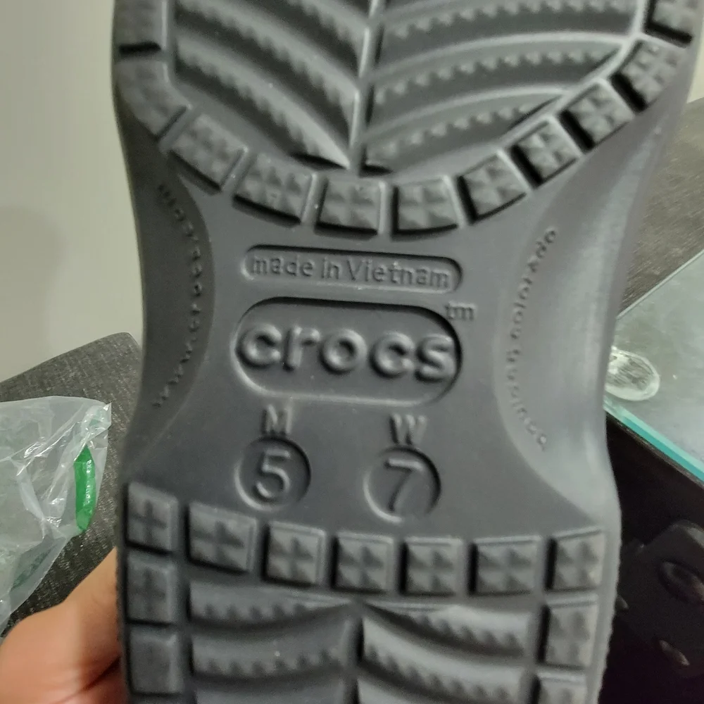 Shoes Crocs - Picture 4 of 5